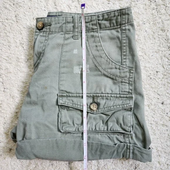 Gap Summer 2010 Olive Green Distressed Cargo Shorts Size 4 vintage 2000s y2k - Picture 14 of 16